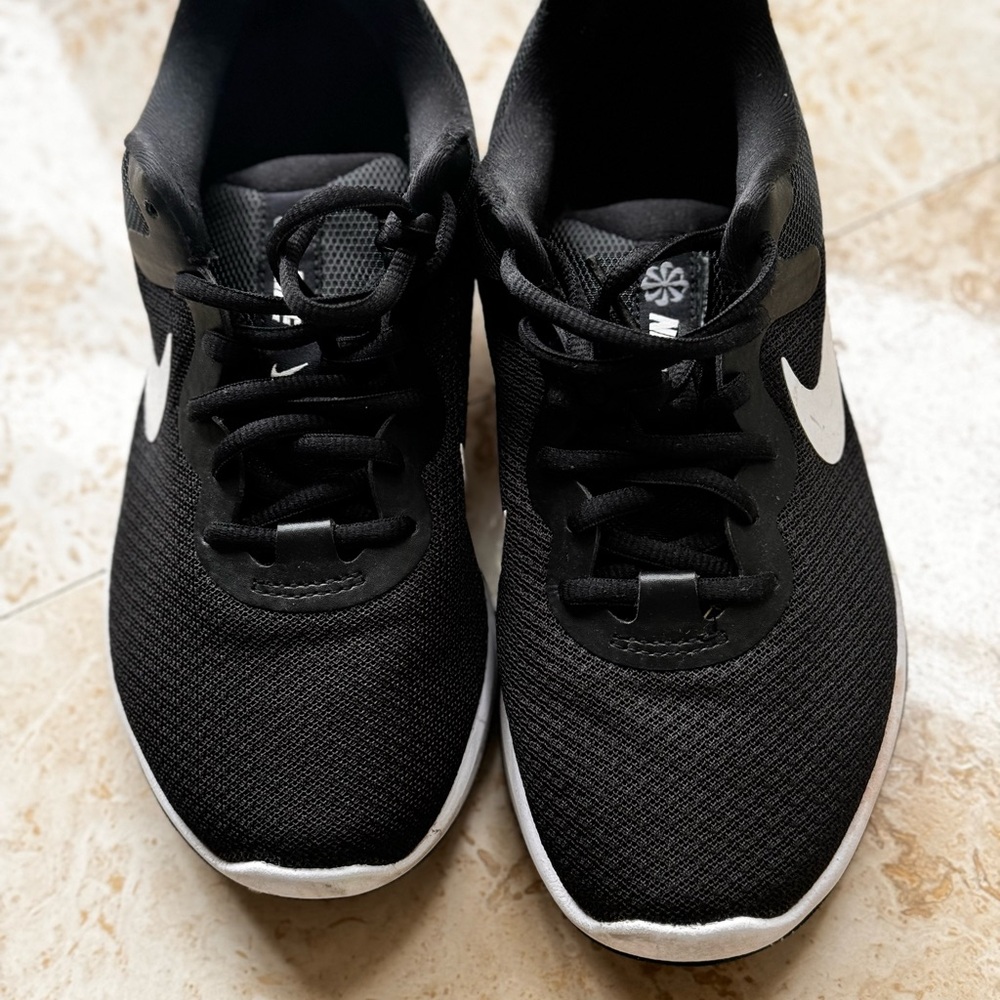 Nike women sneakers